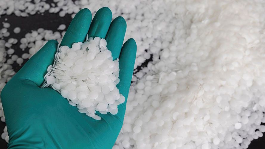 Mengenal PE Wax dan Pengaplikasiannya | Tokoplas.com