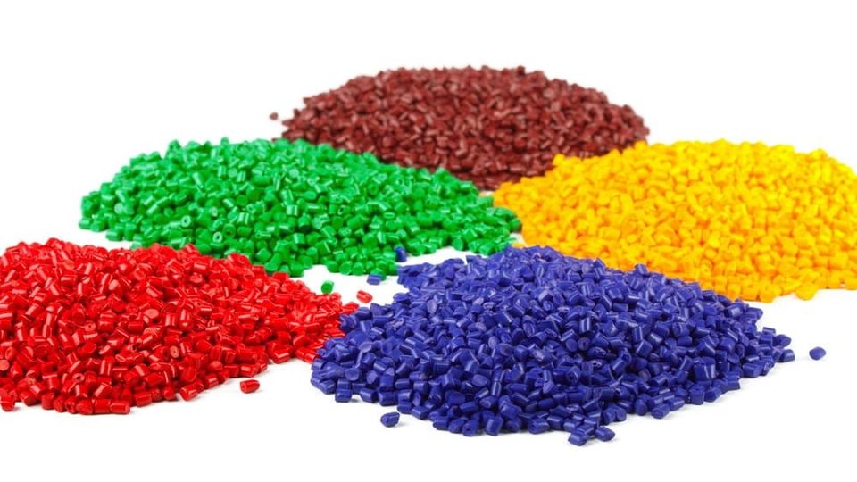 6 Kelebihan dari Bahan Plastik dibandingkan Material Lainnya | Tokoplas.com