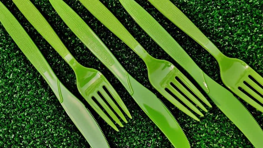 Bagaimana Plastik Merevolusi Industri Makanan dan Minuman? | Tokoplas.com