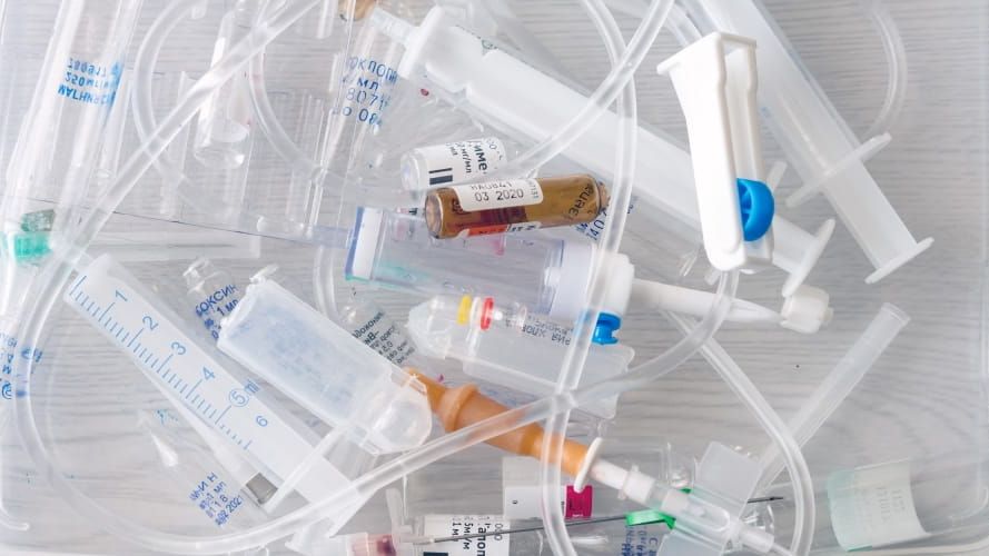Bagaimana Pengaplikasian Plastik di Industri Medis? | Tokoplas.com