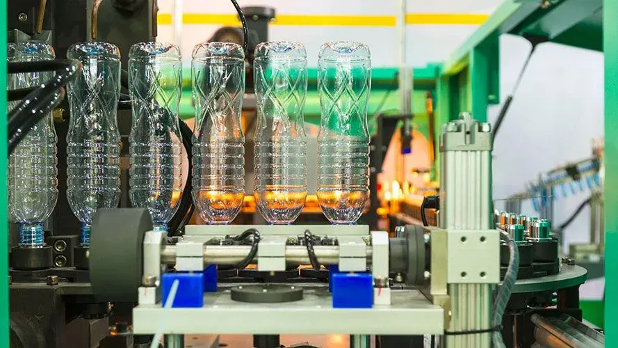 Stretch Blow Molding dan Berbagai Pengaplikasiannya | Tokoplas.com